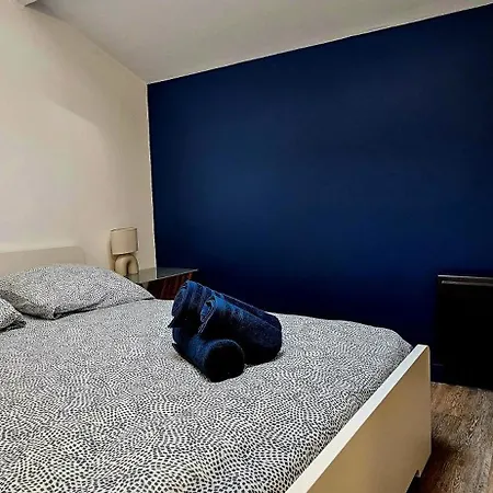 La Cachette Oubliee Apartment Melun